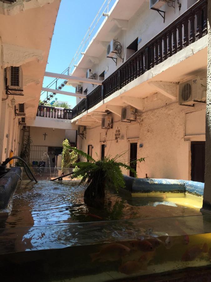 Hotel Andalucia Inn Santa Marta  Kültér fotó