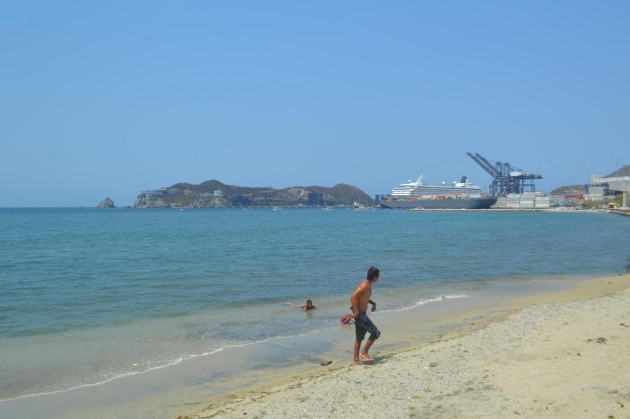 Hotel Andalucia Inn Santa Marta  Kültér fotó