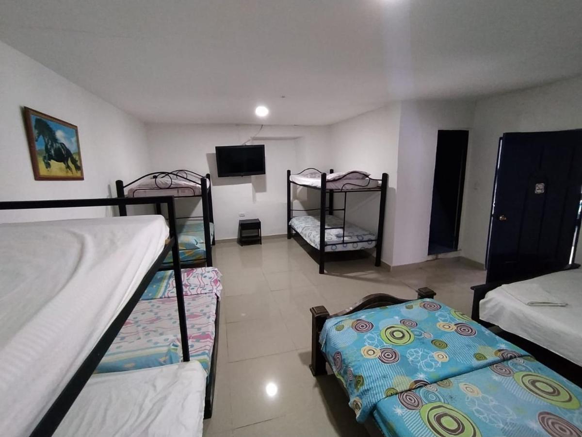 Hotel Andalucia Inn Santa Marta  Kültér fotó