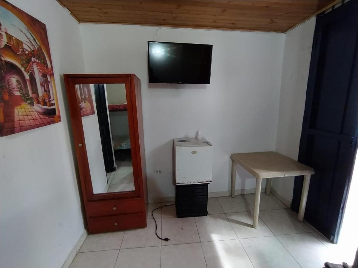 Hotel Andalucia Inn Santa Marta  Kültér fotó