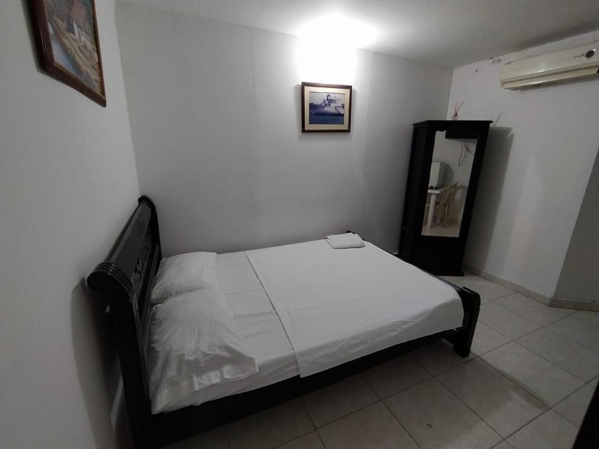 Hotel Andalucia Inn Santa Marta  Kültér fotó