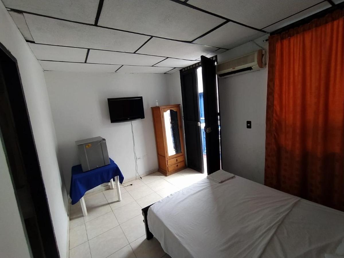 Hotel Andalucia Inn Santa Marta  Kültér fotó
